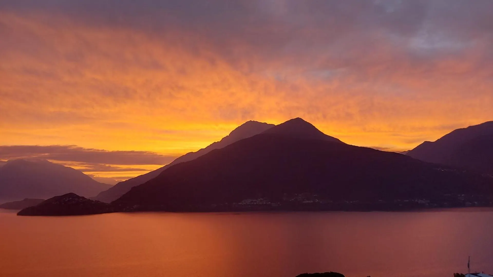 Ferienhaus Magica Vista Lago Pianello Del Lario